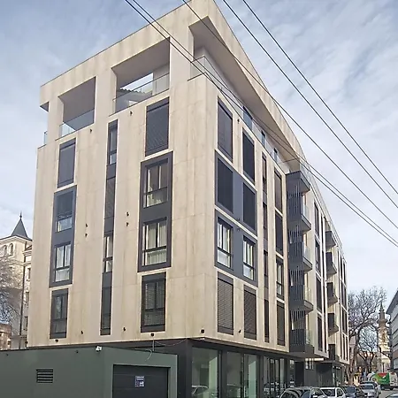 Rb 3 Lux Smart House * Subotica