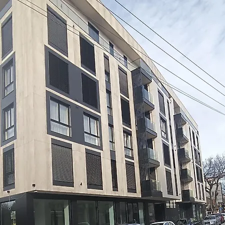 Rb 3 Lux Smart House Суботица