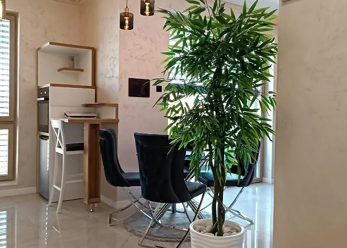 Rb 3 Lux Smart House * Subotica